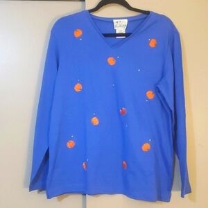 The Quacker Factory Pumpkin and Perwinkle Top Size Large
